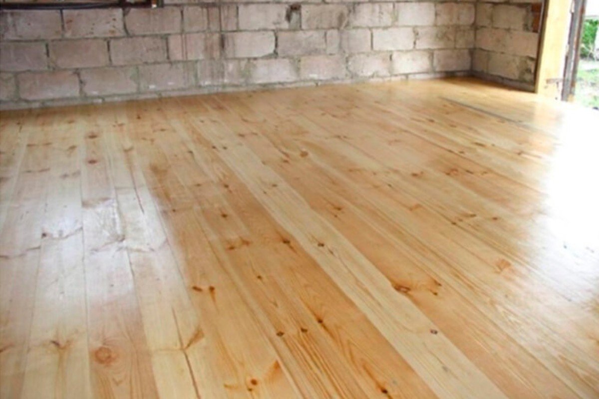 Näin pääset eroon lattian narinasta: Universaali menetelmä, joka toimii kaikille