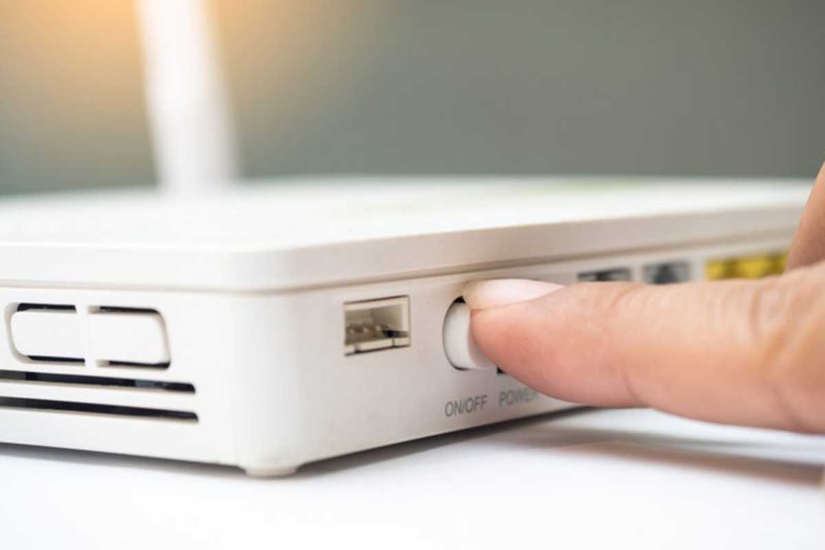 Miten reititin oikein käynnistetään uudelleen ja miksi se on tärkeää – kaikki vinkit ongelmien ratkaisemiseen!