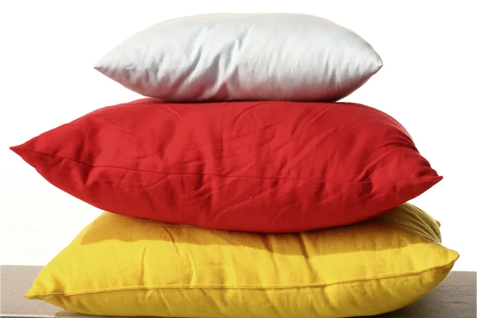 Älä ikinä heitä vanhoja tyynyjä pois – ne pelastavat arjen kerta toisensa jälkeen